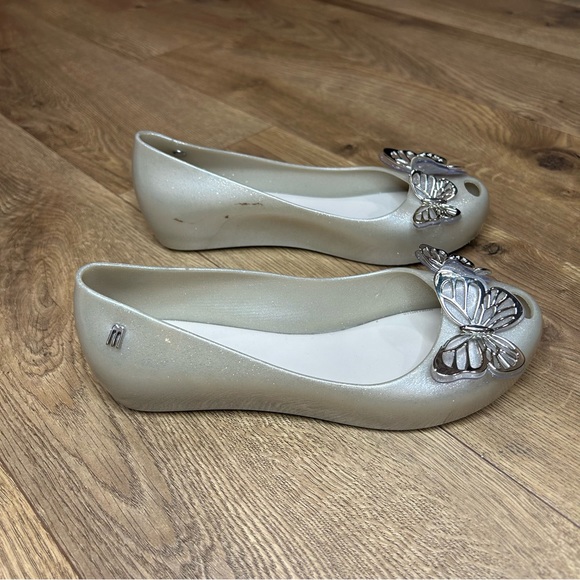 Mel by Melissa Ultragirl Fly II Flat size 3 - Picture 7 of 12